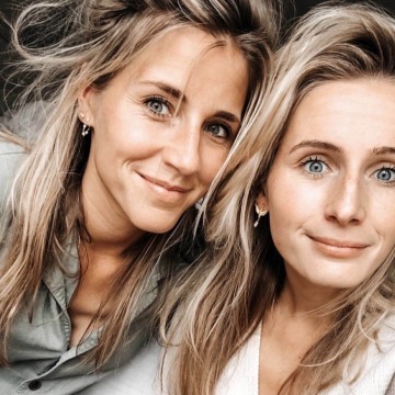 Betty Bogaers Wieber Chain with Pearls Stud Earring Gold Plat