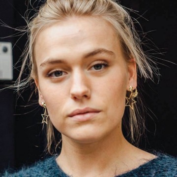 Betty Bogaers Large Open Asymmetric Statement Star