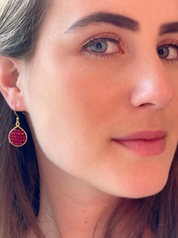 Hinth Oorbellen Lek Gold Frame Dark Red