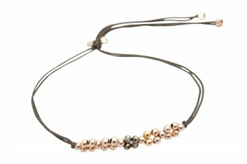 By Johanne Bracelet Perles Rosees et Charms Pyrites (2 Coloris)